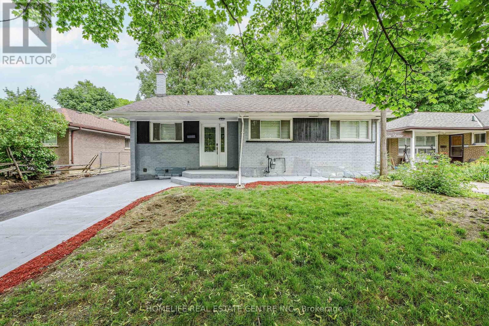 16 GORDON DRIVE Image 2