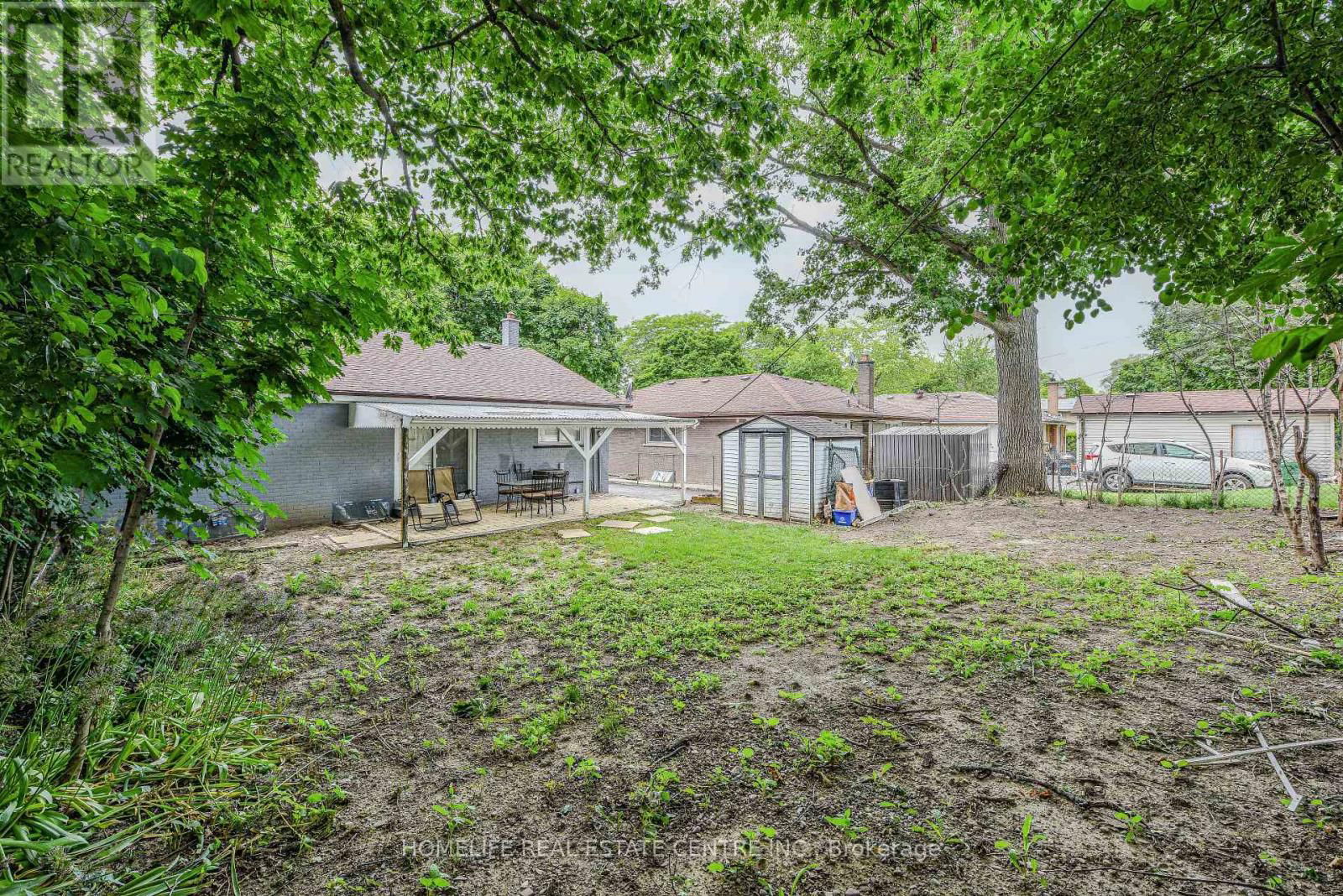 16 GORDON DRIVE Image 44