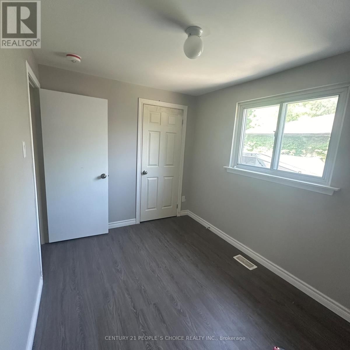 Unit 2 - 199 AVONDALE BOULEVARD Image 1