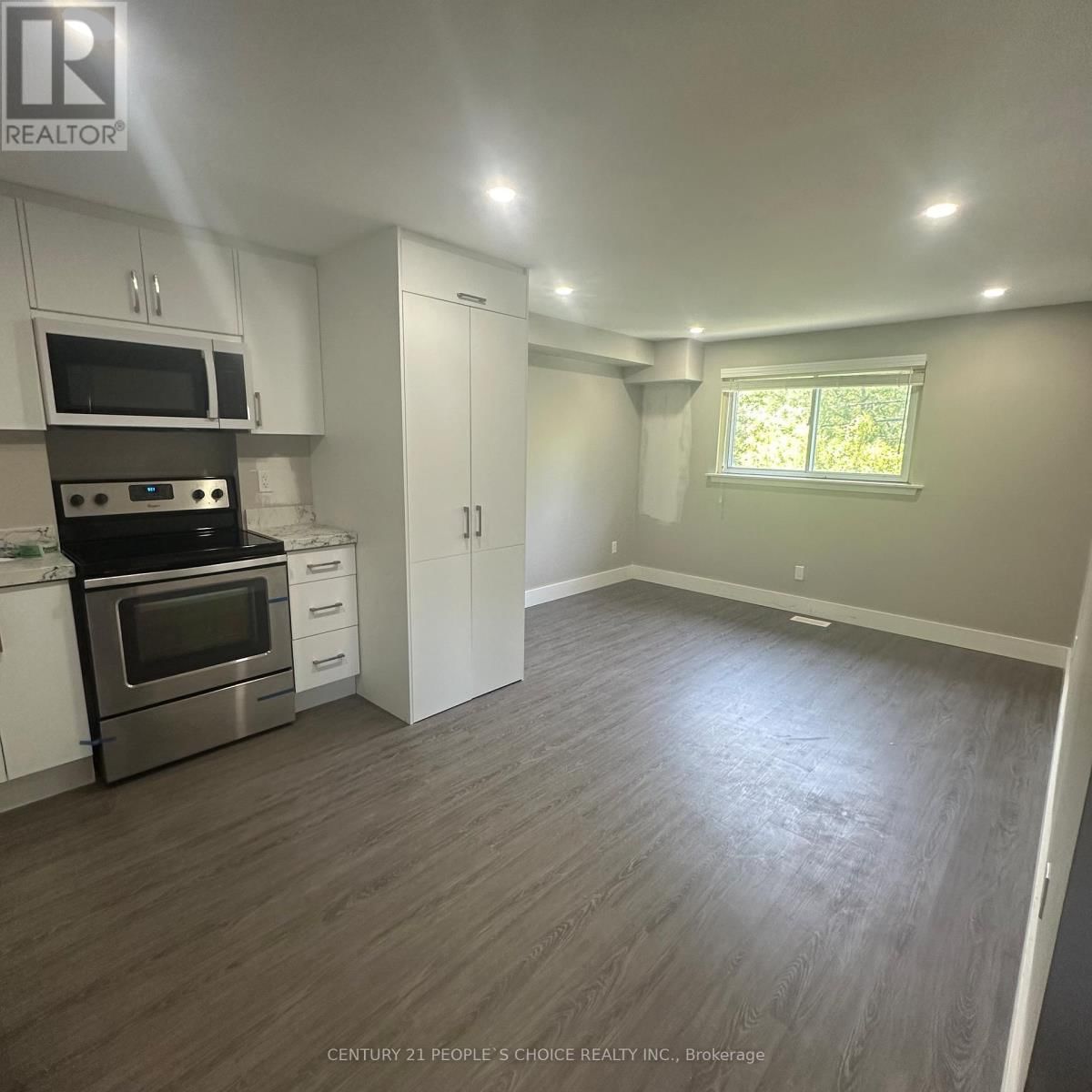 Unit 2 - 199 AVONDALE BOULEVARD Image 5