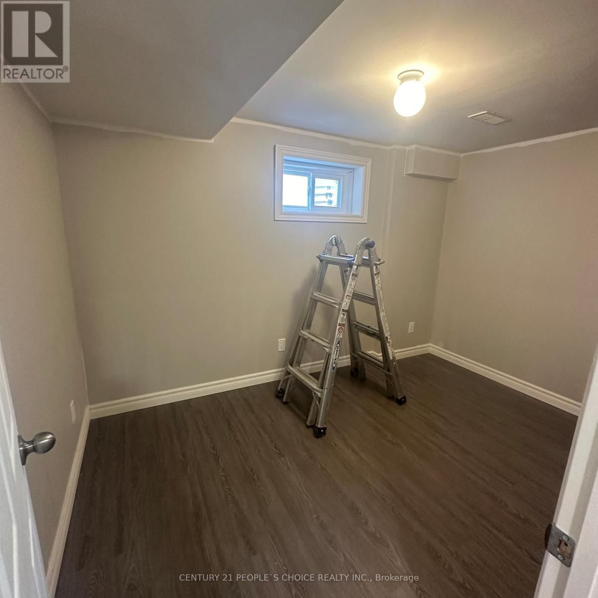 Unit 2 - 199 AVONDALE BOULEVARD Image 6
