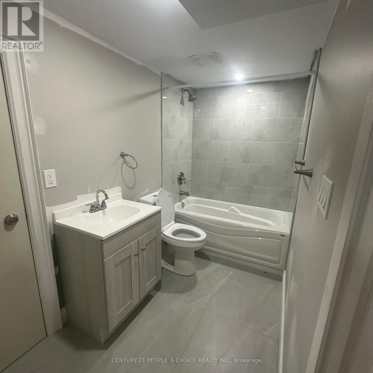 Unit 2 - 199 AVONDALE BOULEVARD Image 7