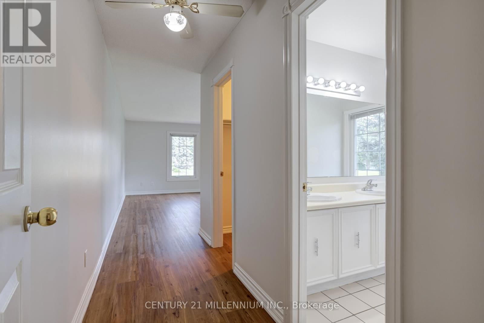 1572 CARTIER COURT Image 16