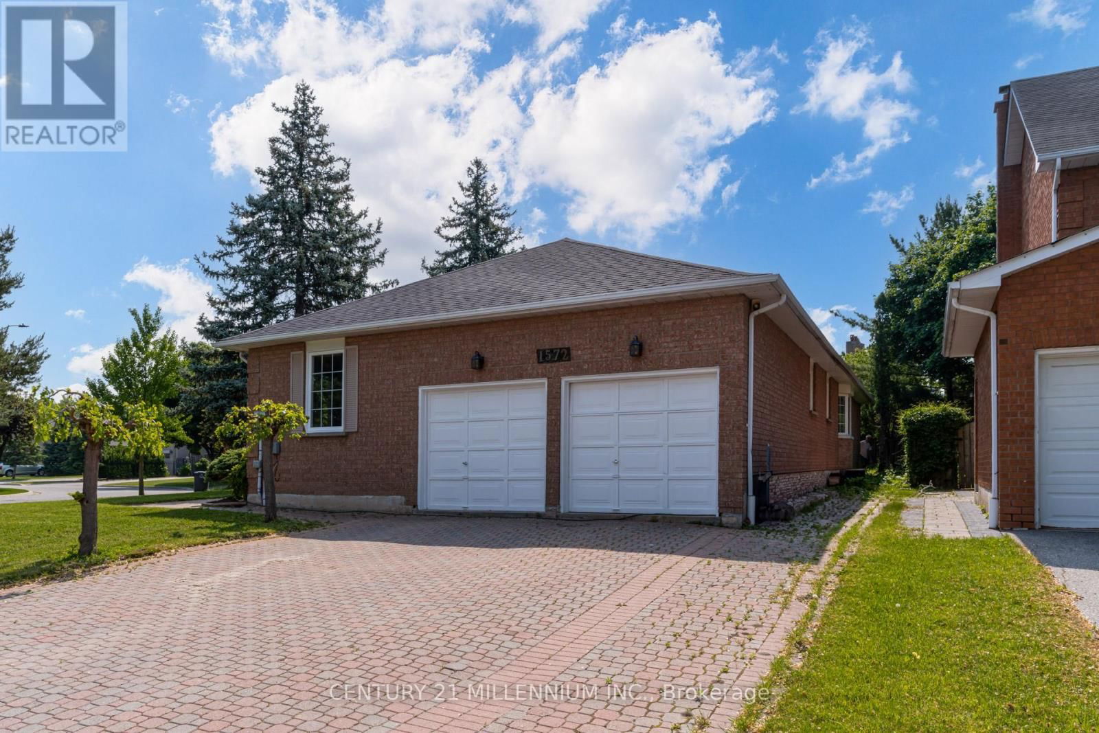 1572 CARTIER COURT Image 2