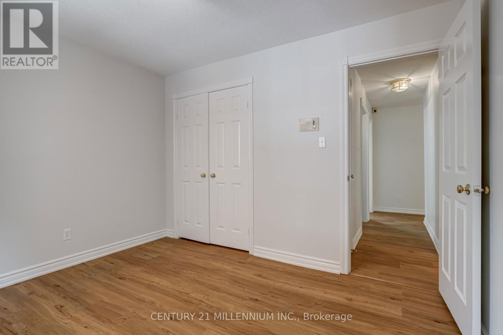 1572 CARTIER COURT Image 24