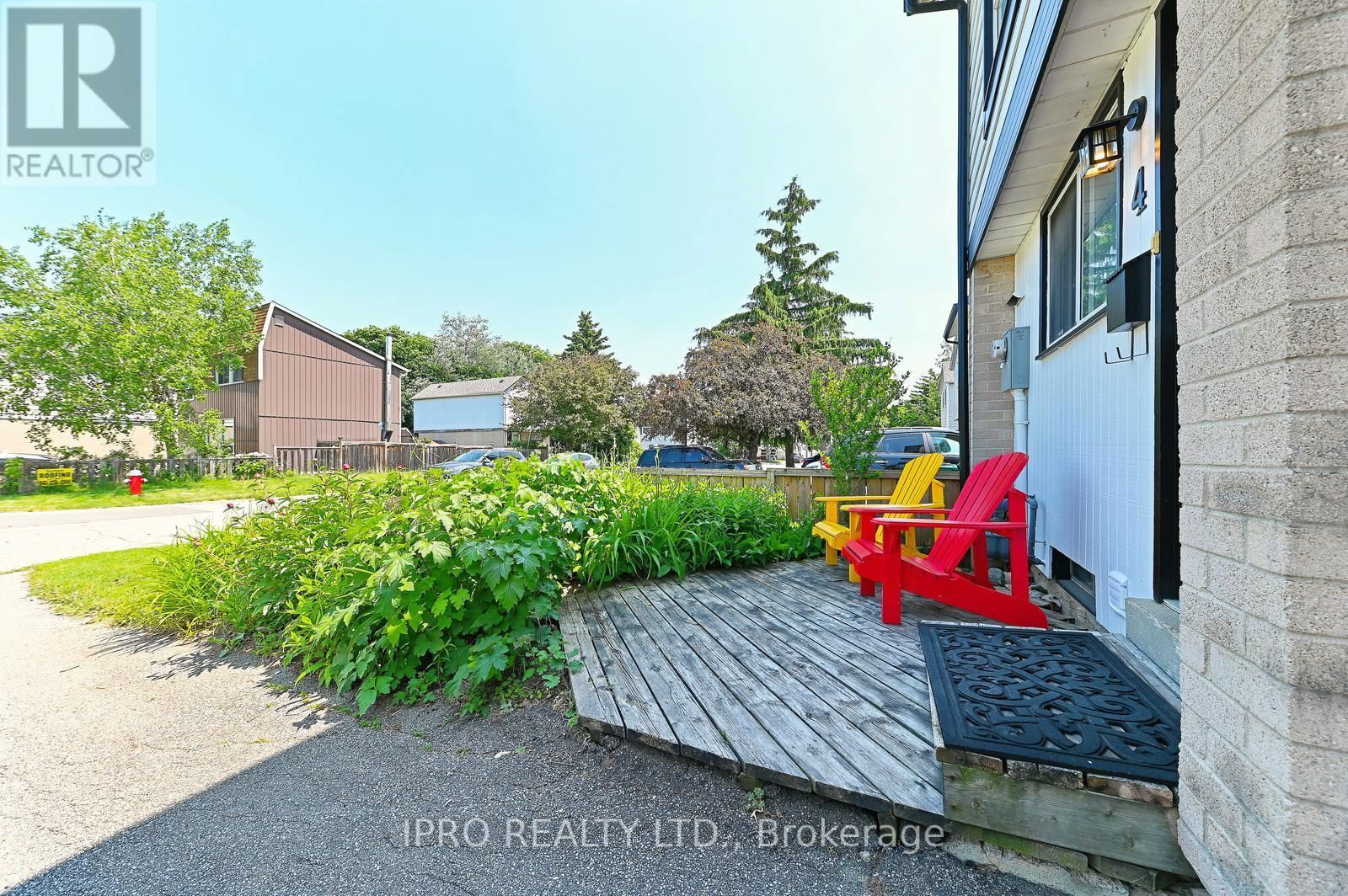 4 GREENFIELD SQUARE Image 2