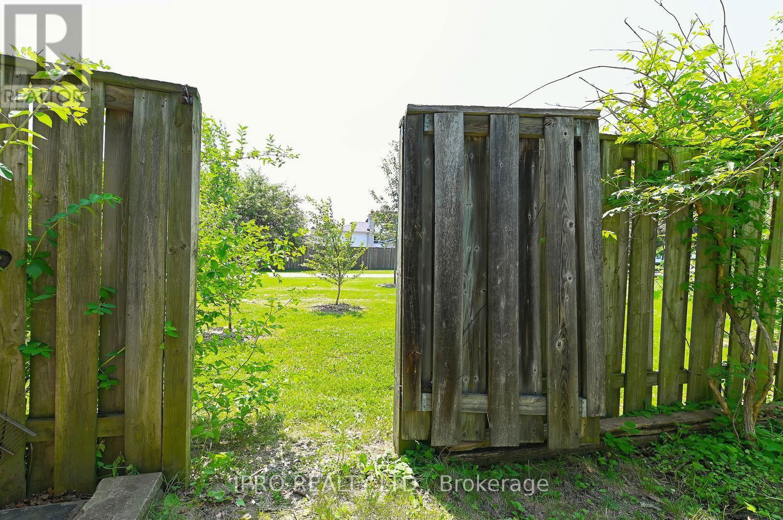 4 GREENFIELD SQUARE Image 24