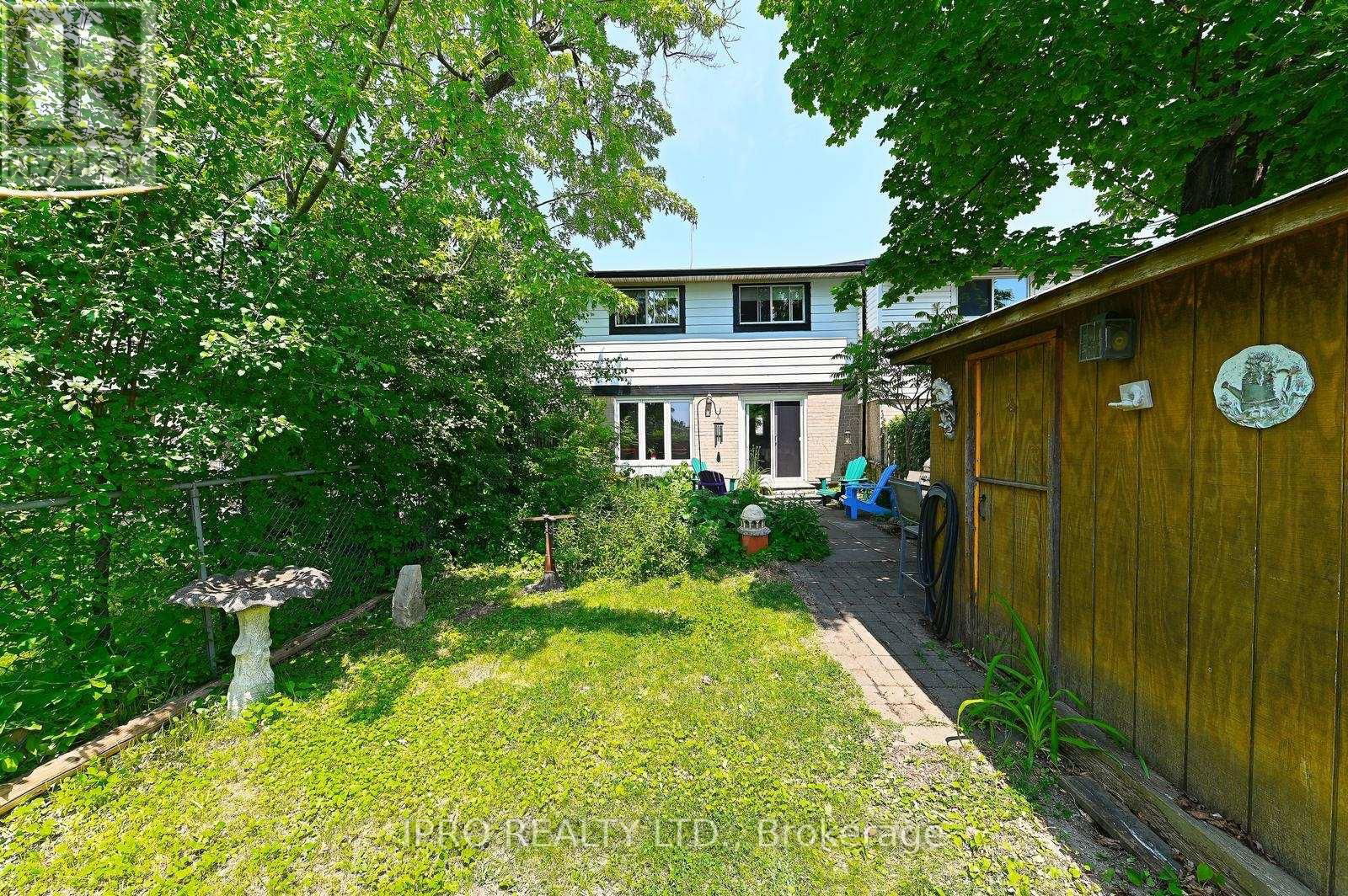 4 GREENFIELD SQUARE Image 28