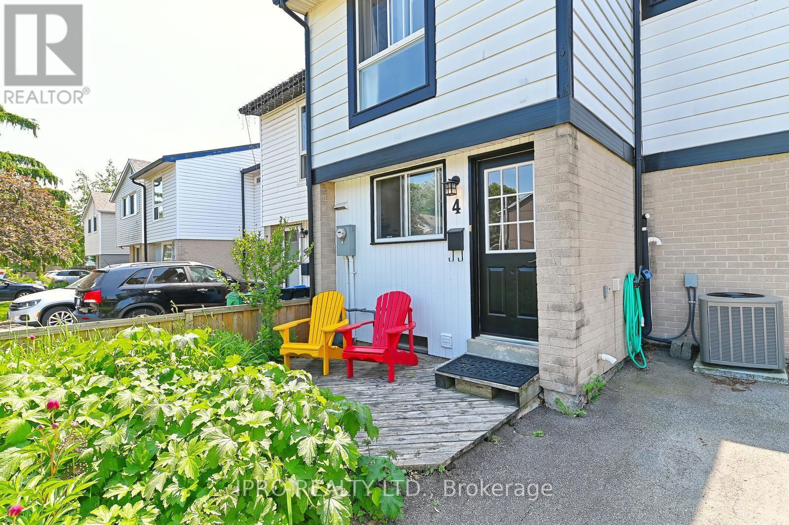 4 GREENFIELD SQUARE Image 3