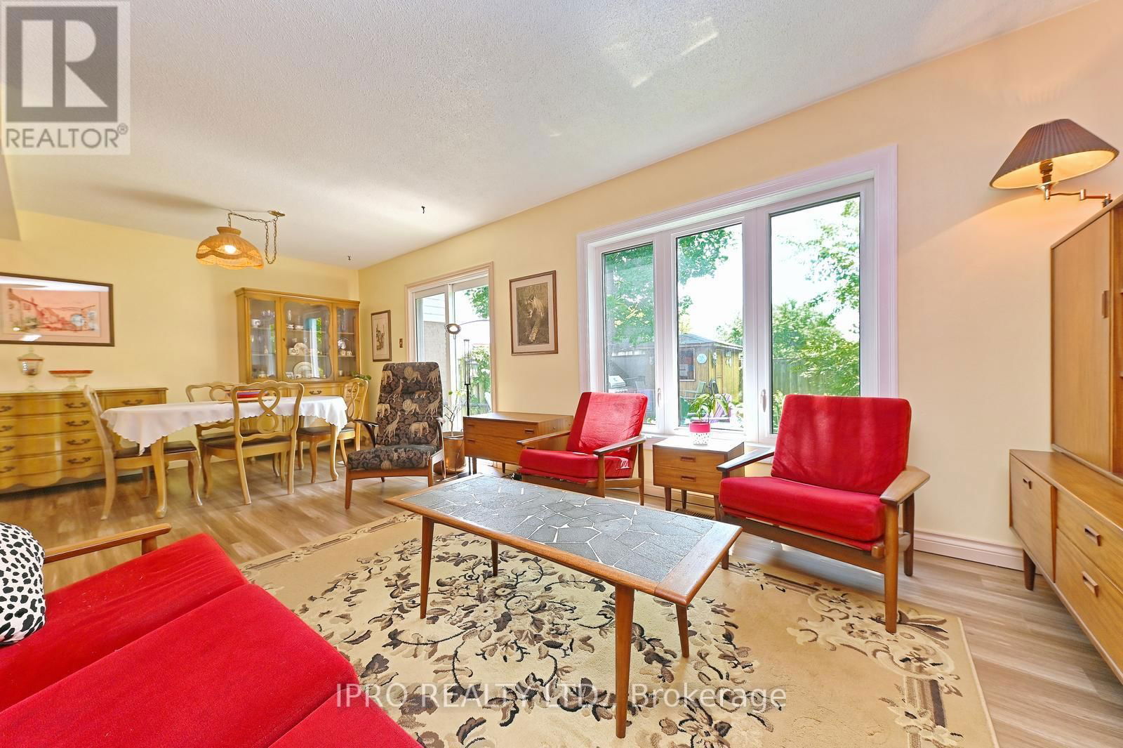 4 GREENFIELD SQUARE Image 7