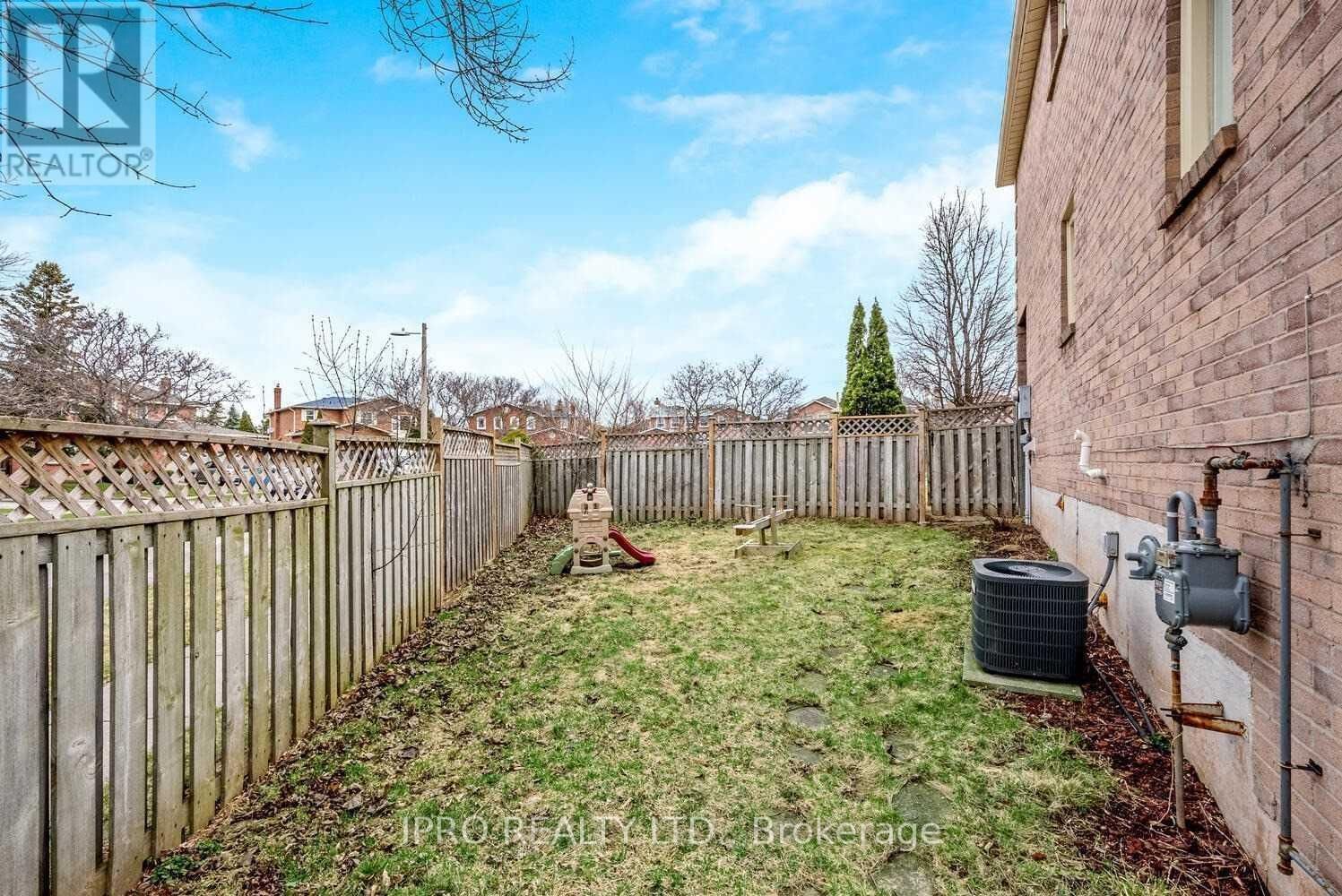 1439 EDDIE SHAIN DRIVE Image 29