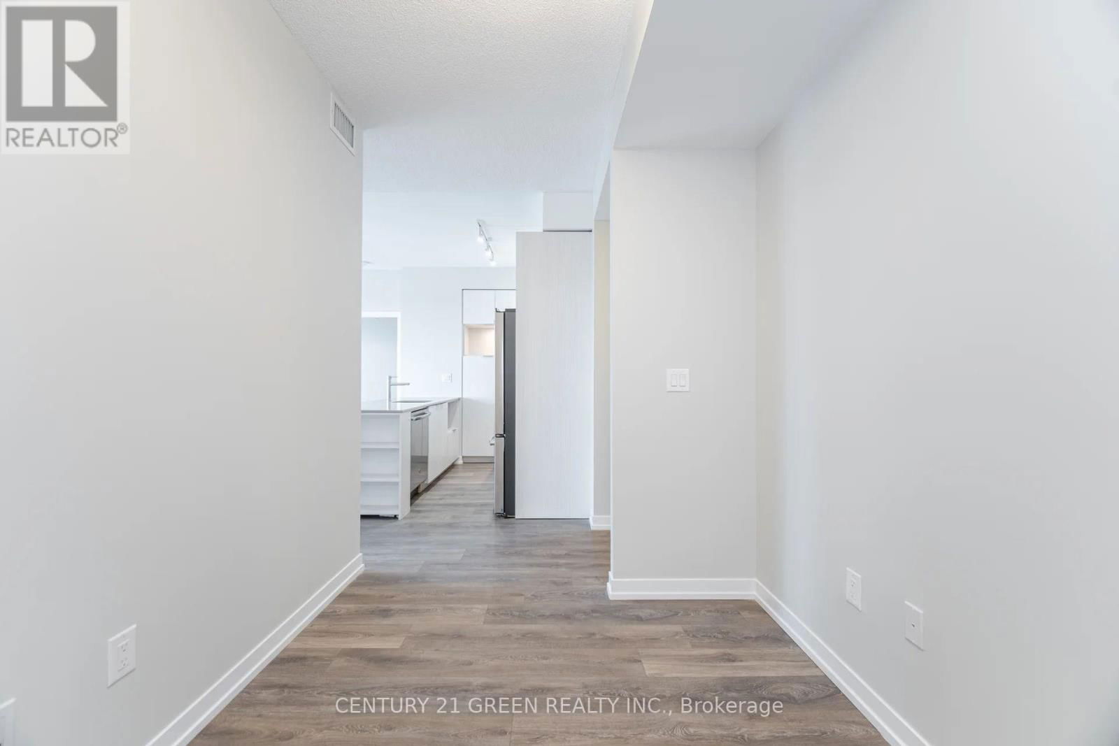 1022 - 2520 EGLINTON AVENUE WEST Image 21