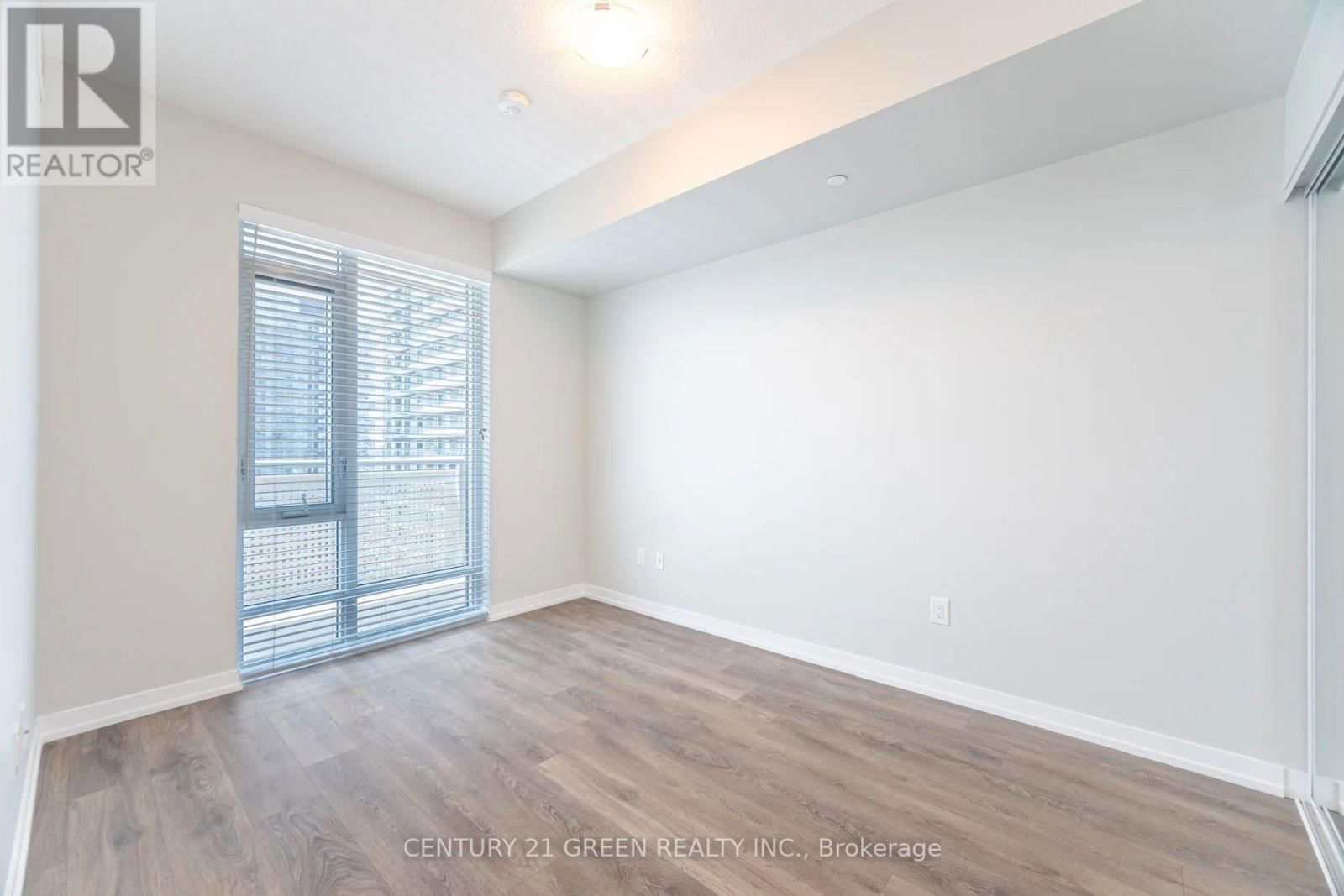 1022 - 2520 EGLINTON AVENUE WEST Image 22