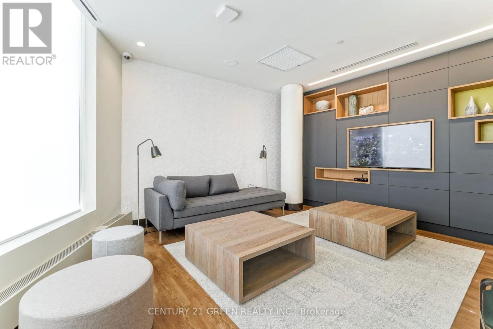 1022 - 2520 EGLINTON AVENUE WEST Image 42