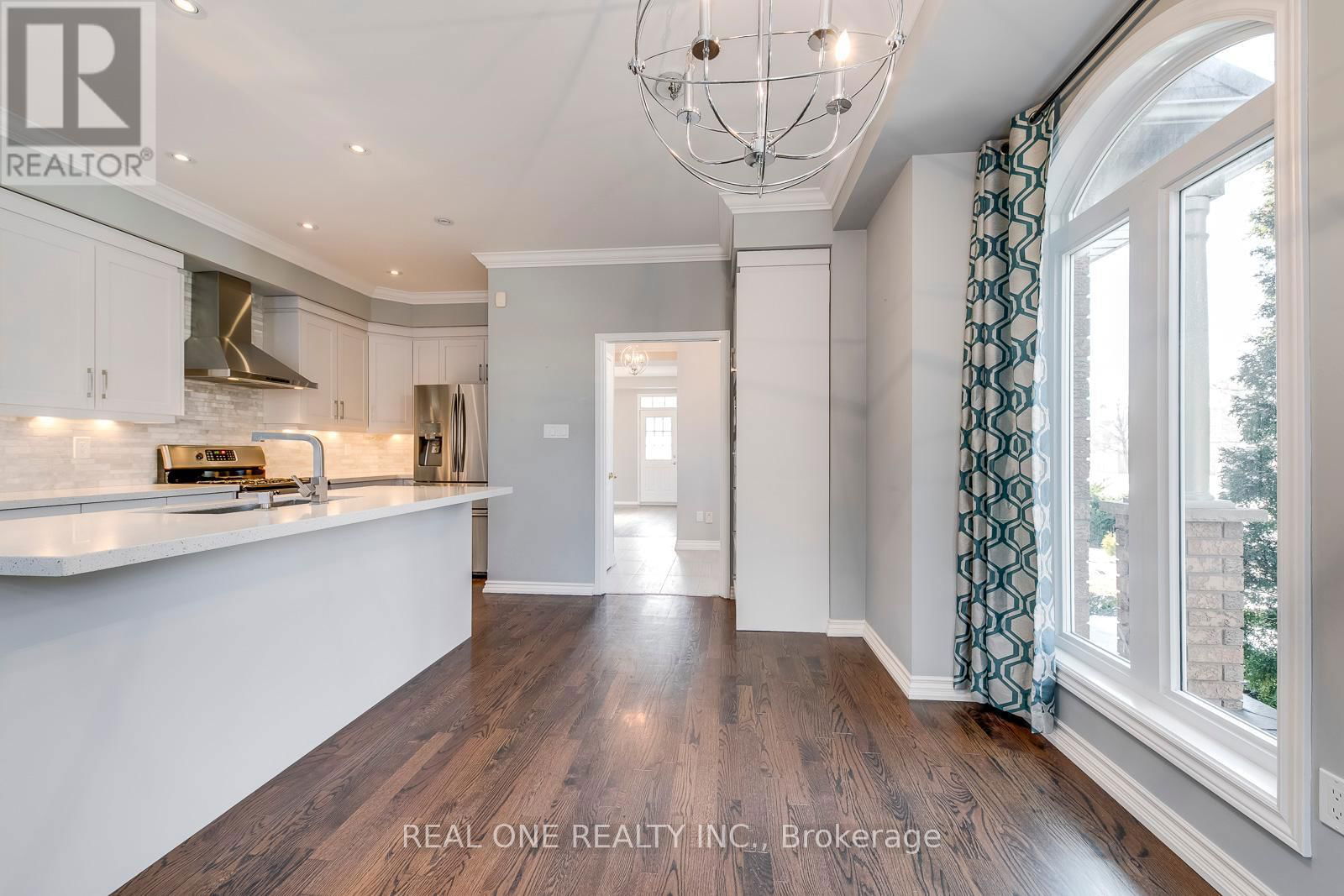 2267 MEADOWLAND DRIVE Image 10