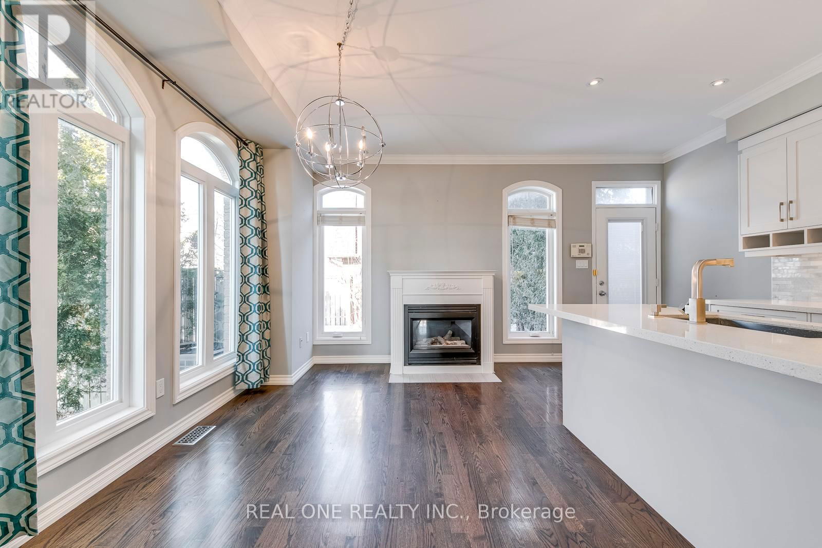 2267 MEADOWLAND DRIVE Image 11