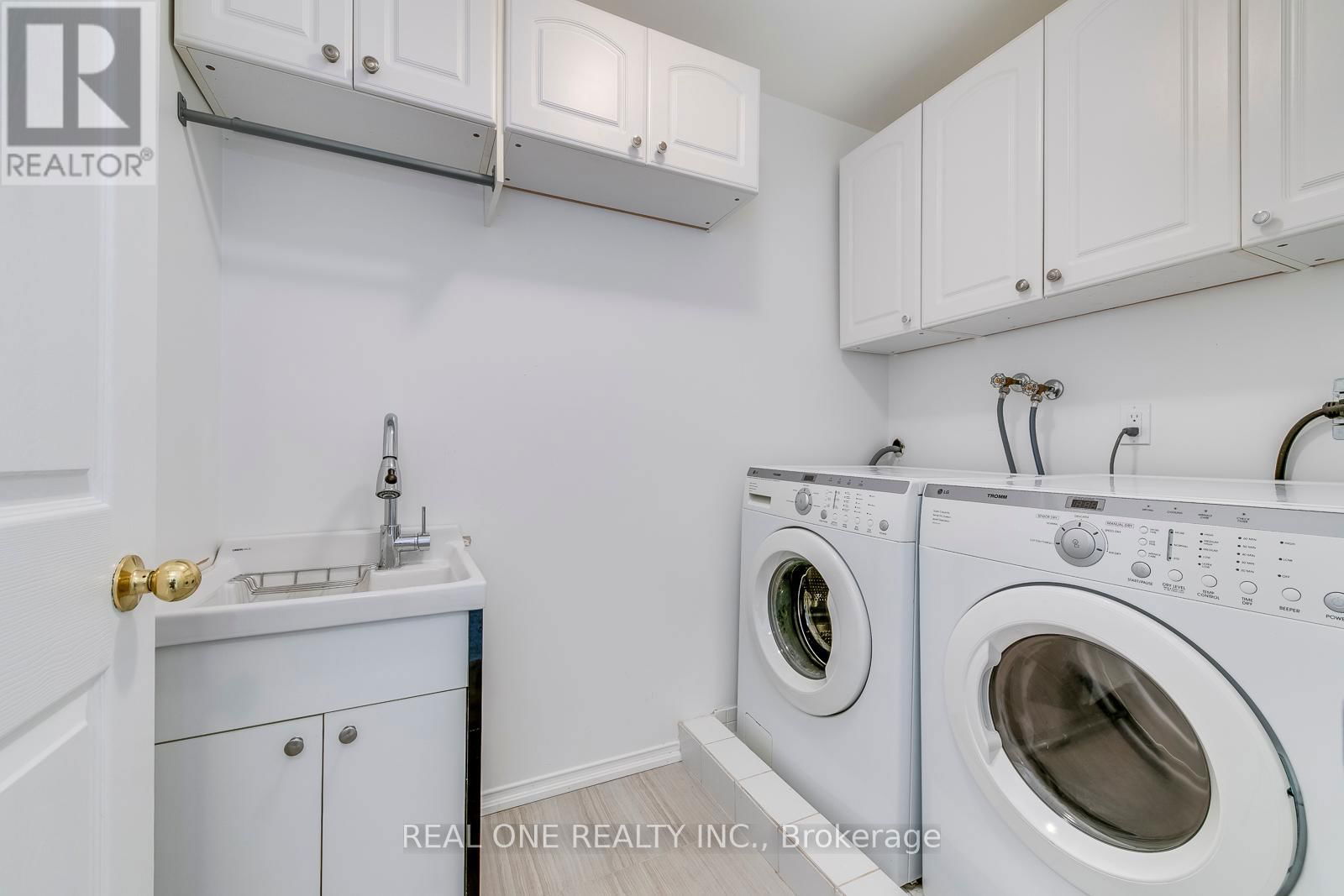 2267 MEADOWLAND DRIVE Image 28