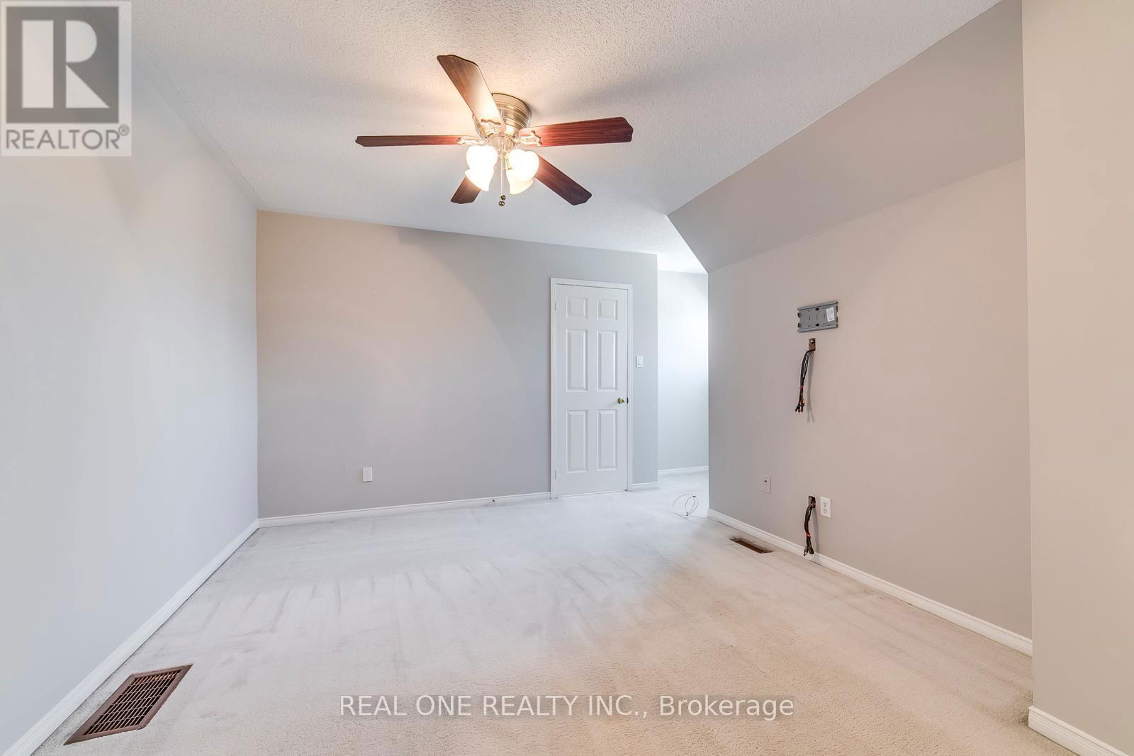2267 MEADOWLAND DRIVE Image 35