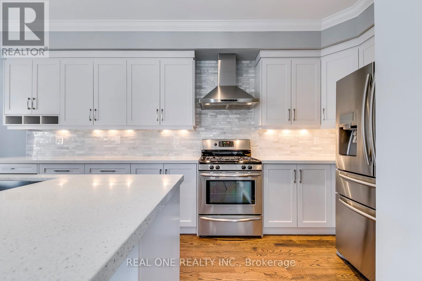 2267 MEADOWLAND DRIVE Image 8