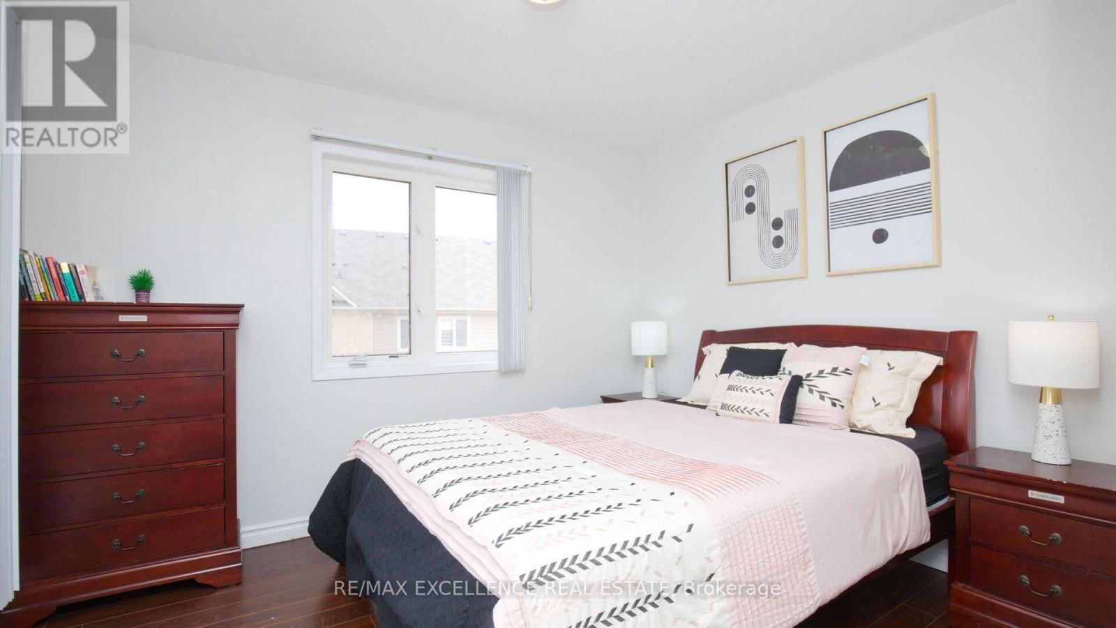 86 - 60 FAIRWOOD CIRCLE Image 22
