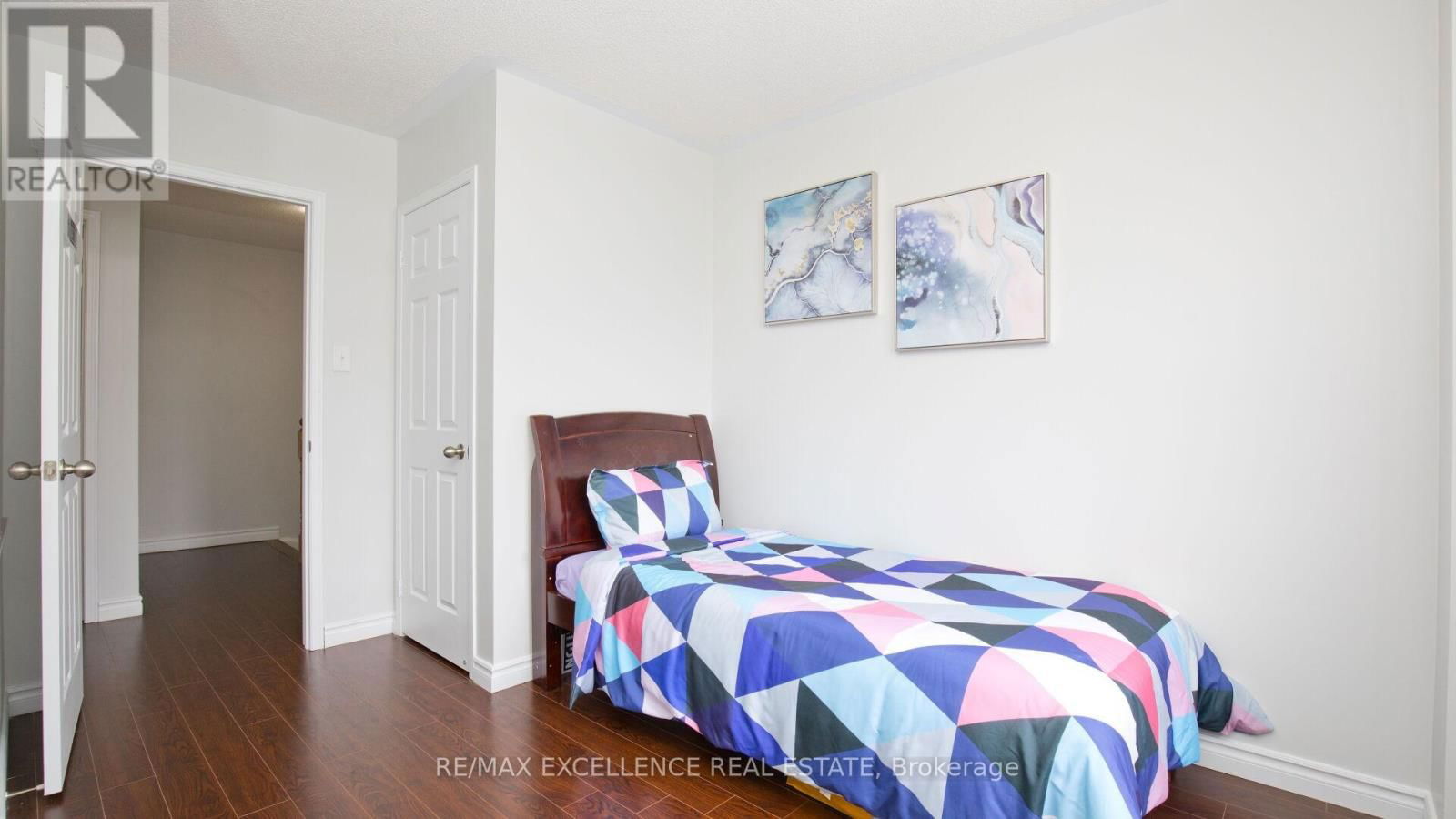 86 - 60 FAIRWOOD CIRCLE Image 30