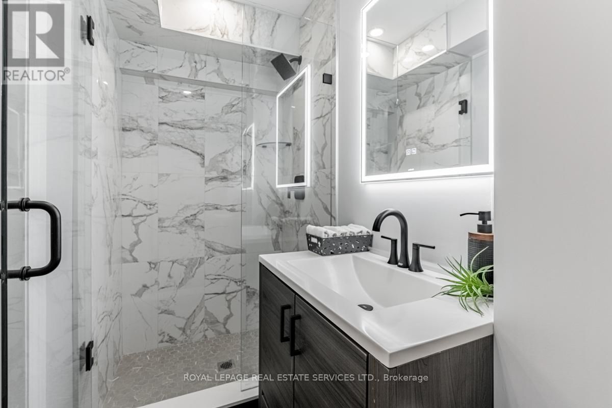 Unit 2 - 59 THE WESTWAY Image 14