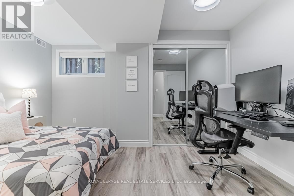 Unit 2 - 59 THE WESTWAY Image 9