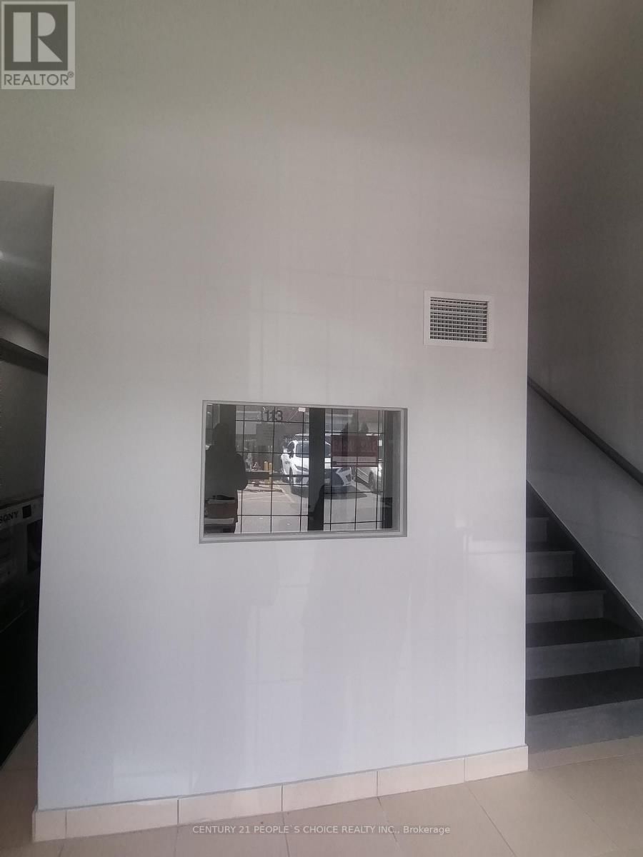 113 - 127 WESTMORE DRIVE Image 3
