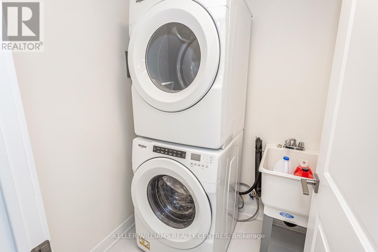 89 WILLIAM DUNCAN ROAD Image 31