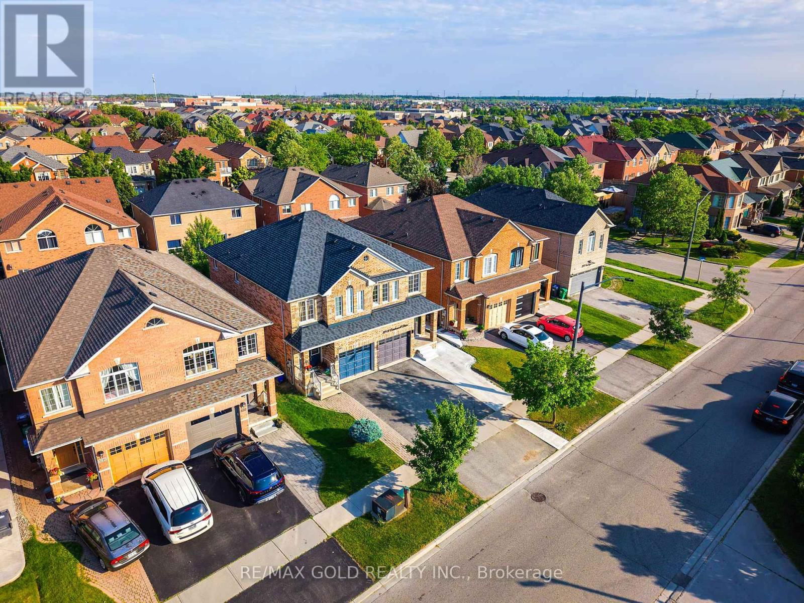 3218 CAMBERWELL DRIVE Image 1