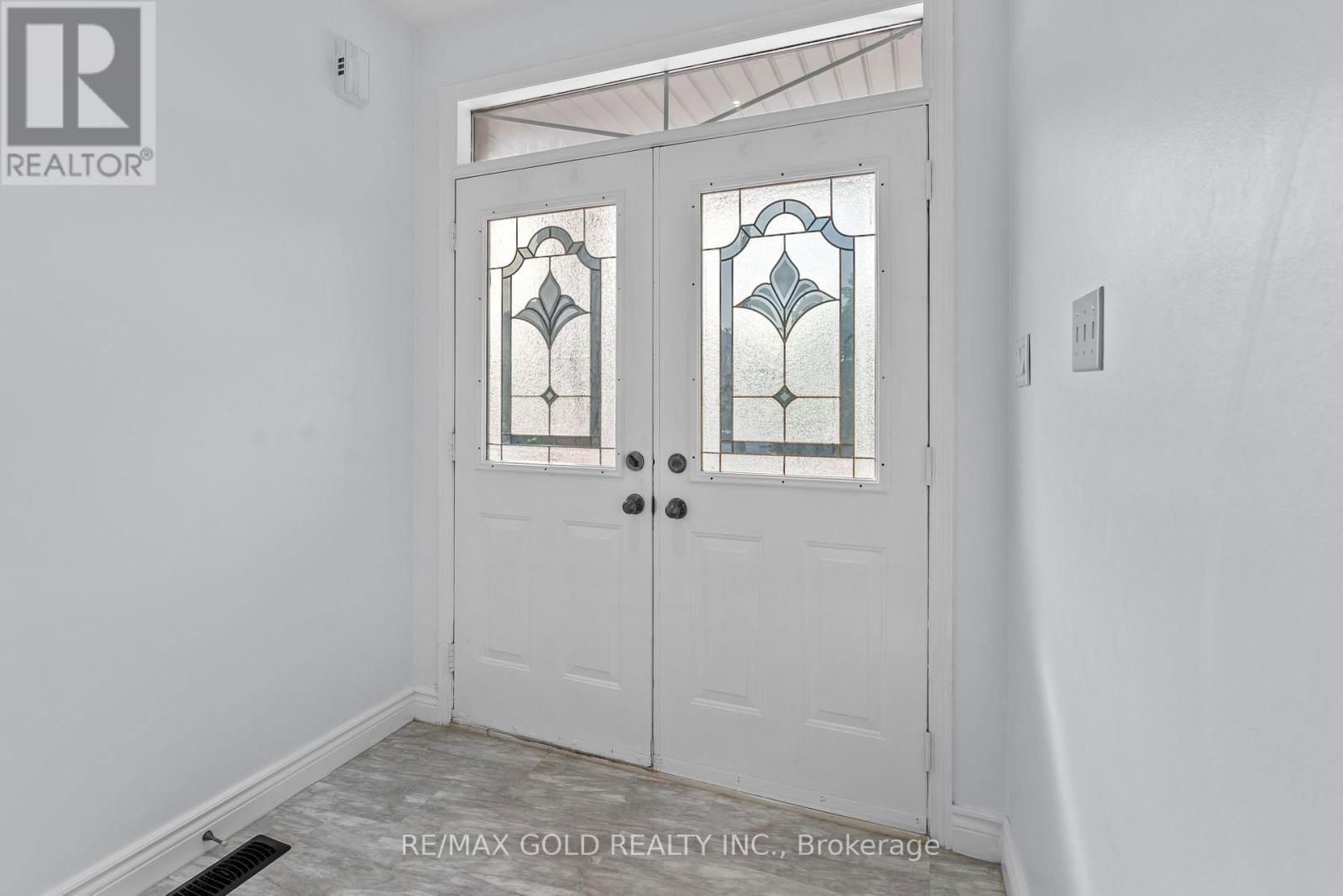 3218 CAMBERWELL DRIVE Image 19