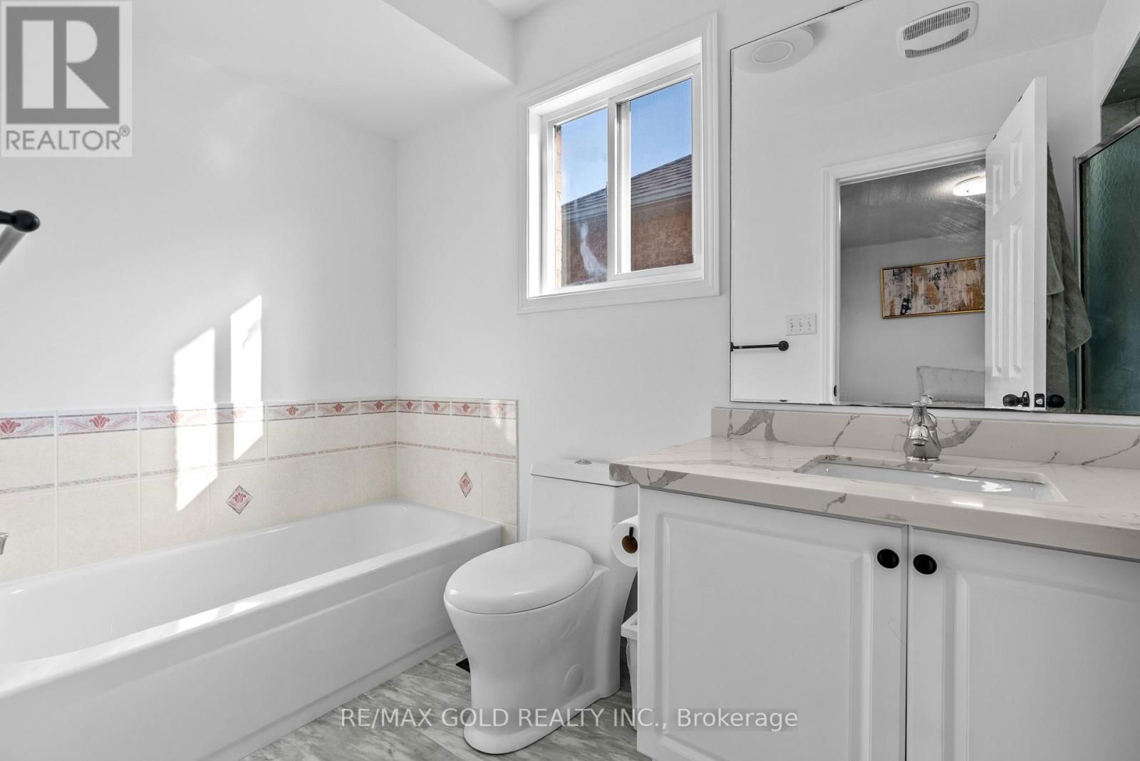 3218 CAMBERWELL DRIVE Image 31