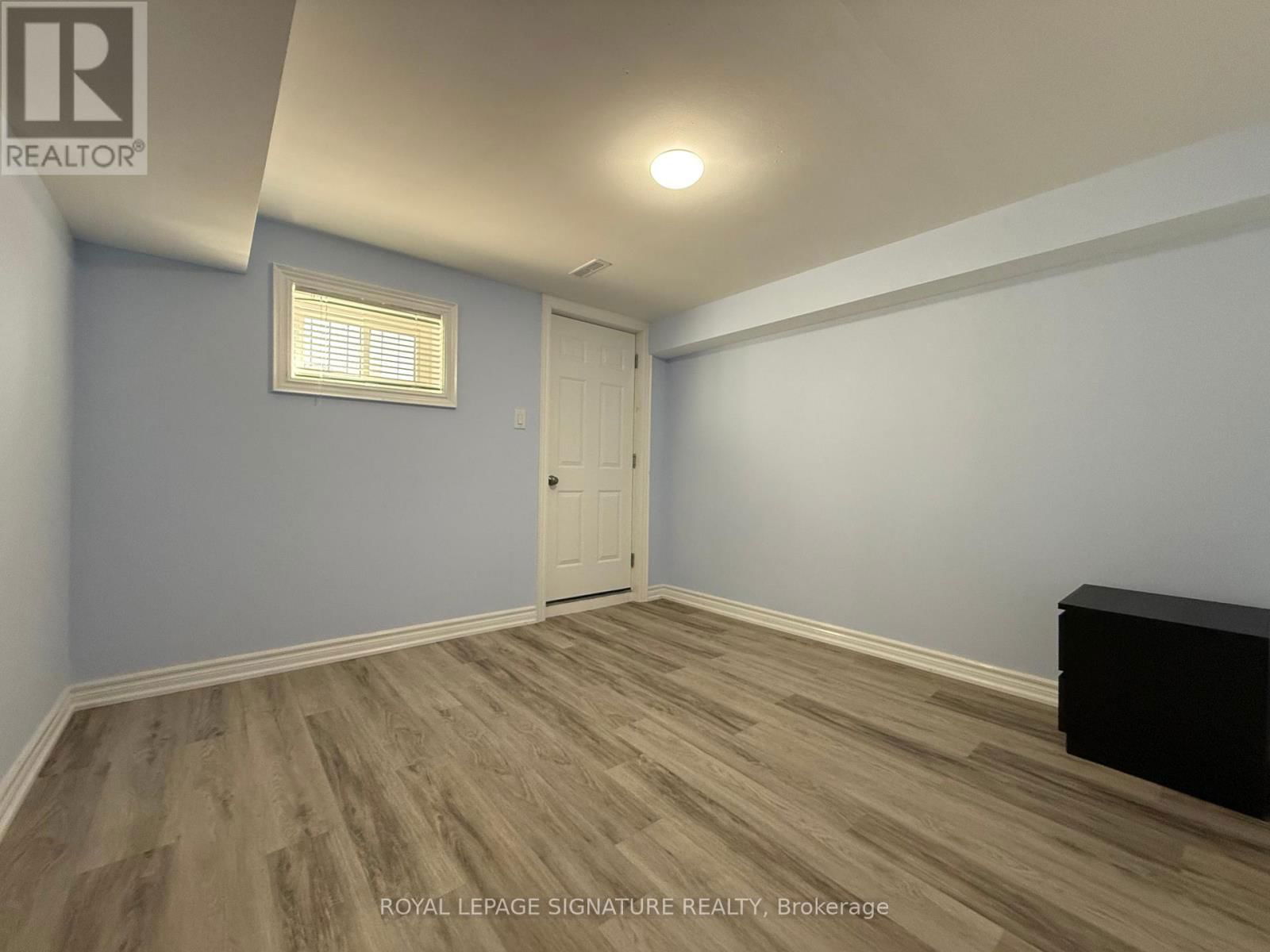 Lower - 7 FALSTAFF AVENUE Image 12