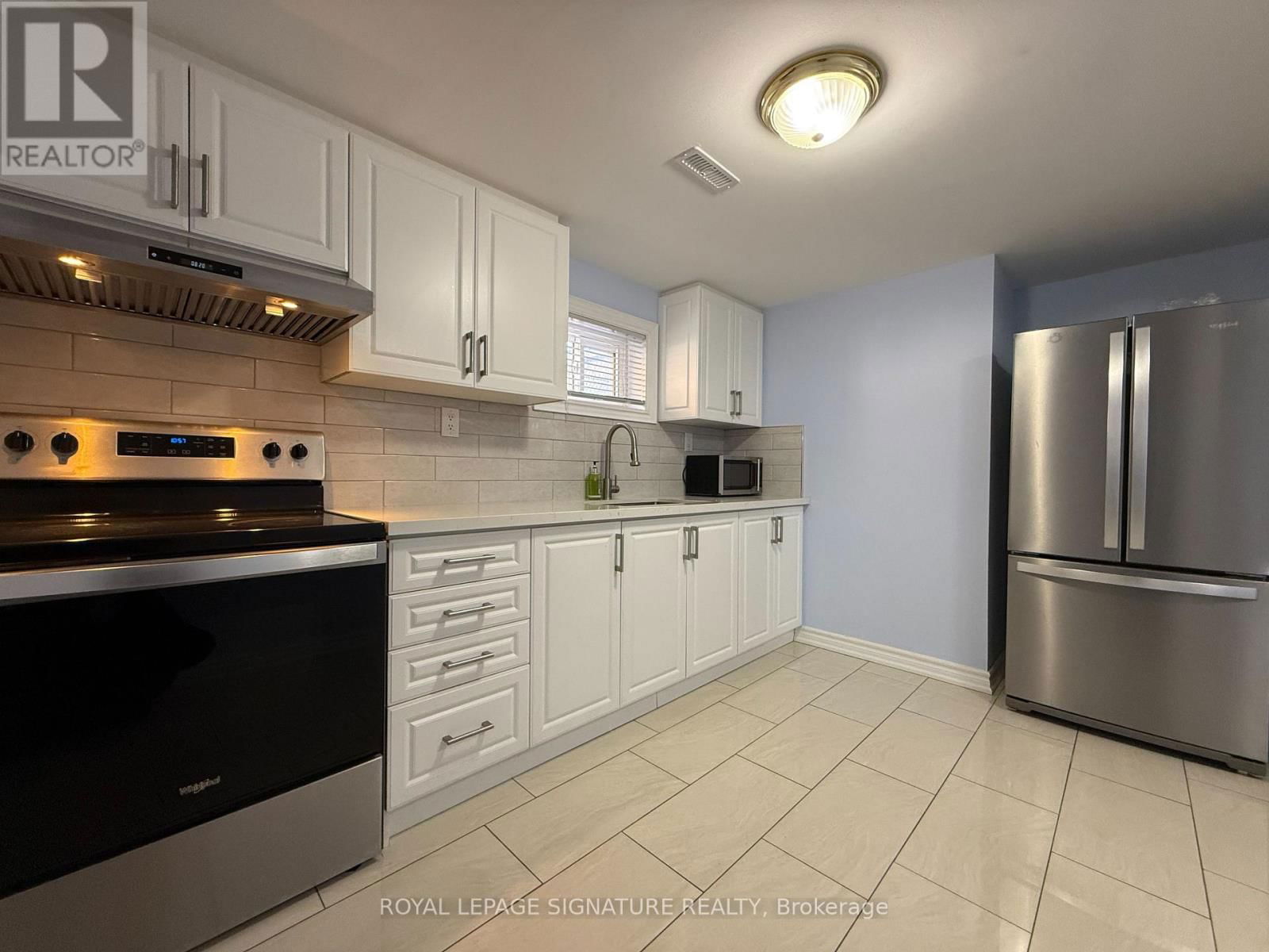 Lower - 7 FALSTAFF AVENUE Image 9