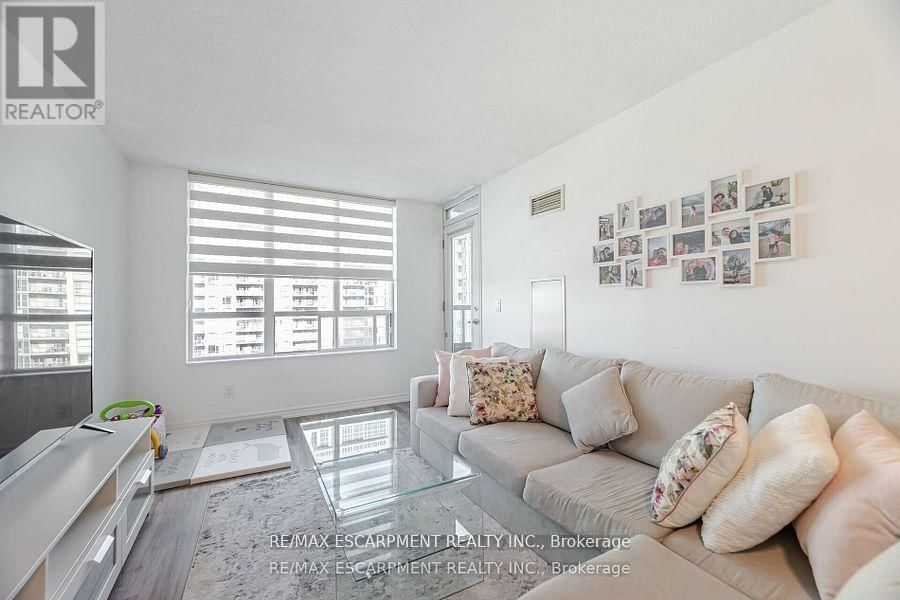1617 - 335 RATHBURN ROAD WEST Image 8