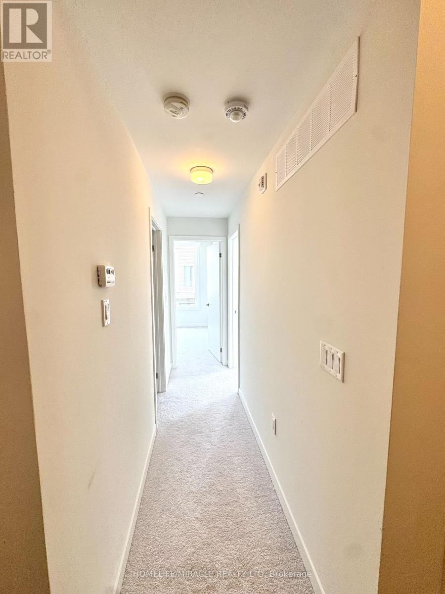 36 - 3409 RIDGEWAY DRIVE Image 3