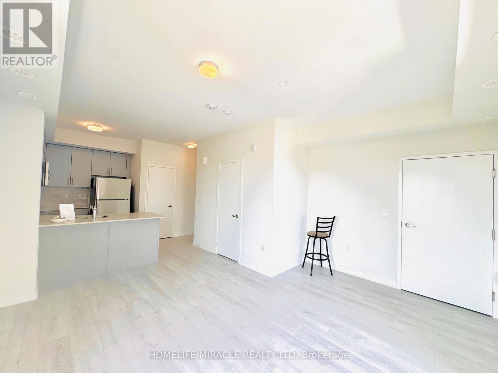 36 - 3409 RIDGEWAY DRIVE Image 4
