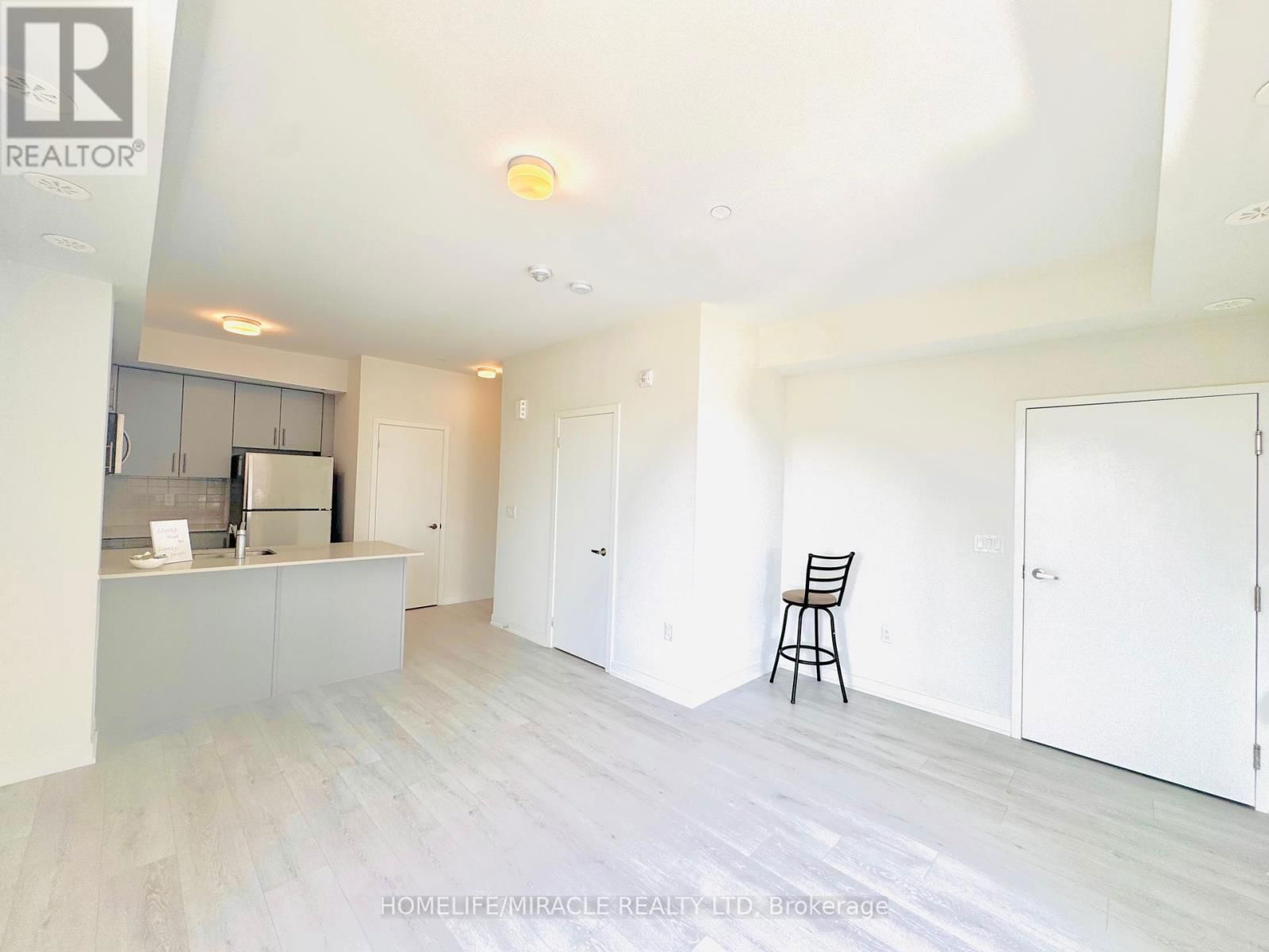 36 - 3409 RIDGEWAY DRIVE Image 5