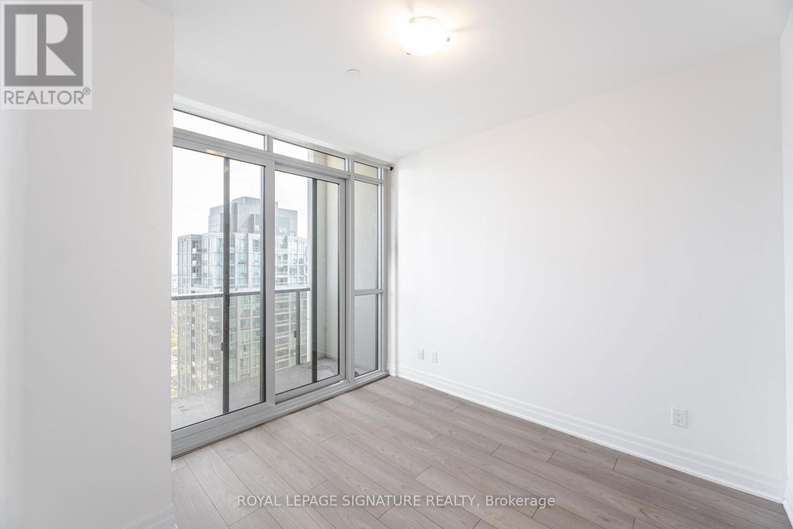 3007 - 36 ELM DRIVE Image 21
