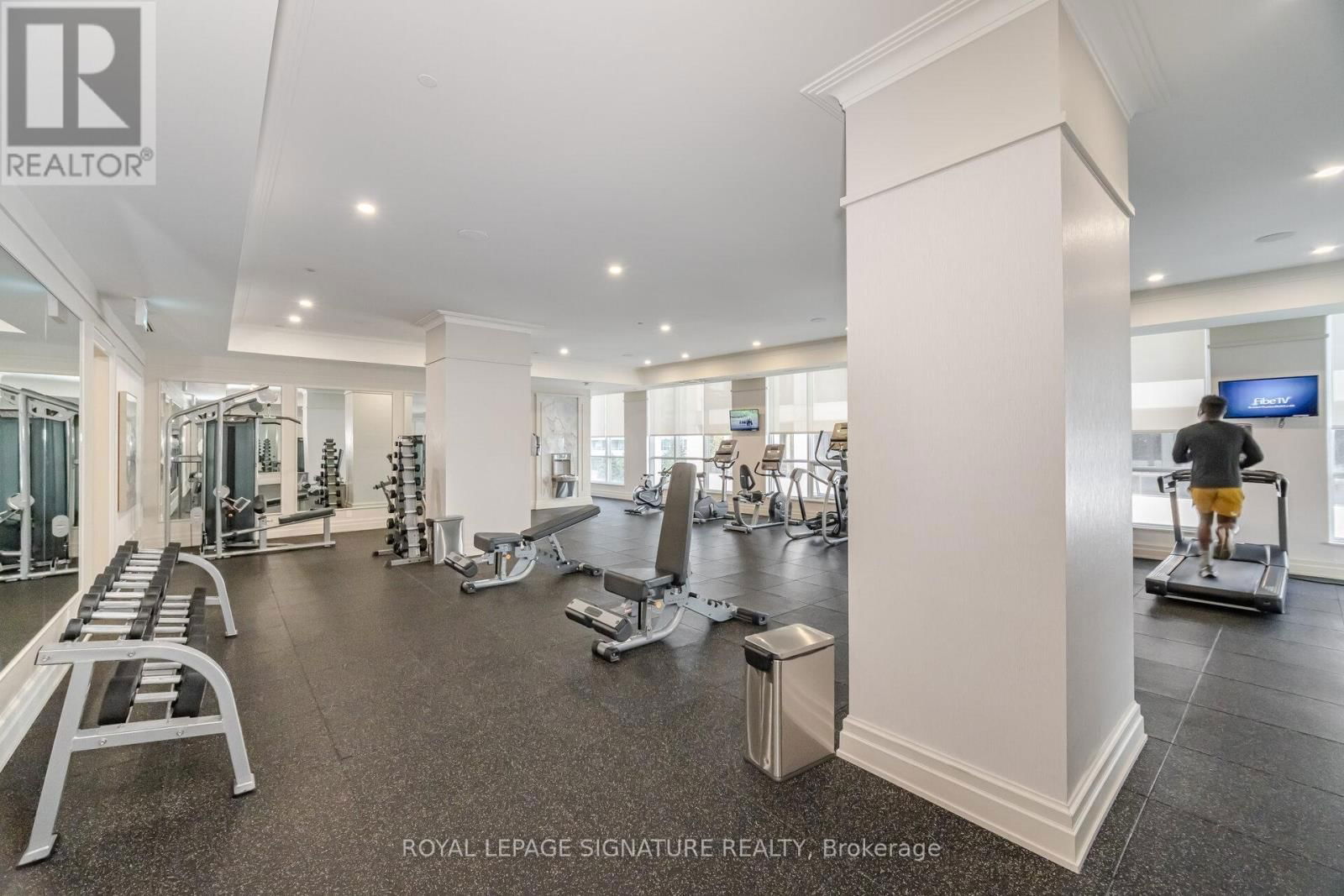 3007 - 36 ELM DRIVE Image 46