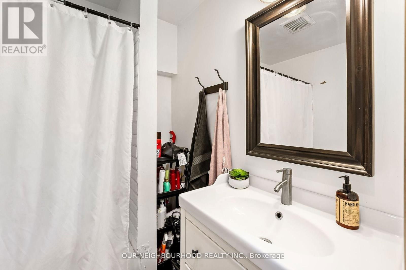 37 ELDER AVENUE Image 9