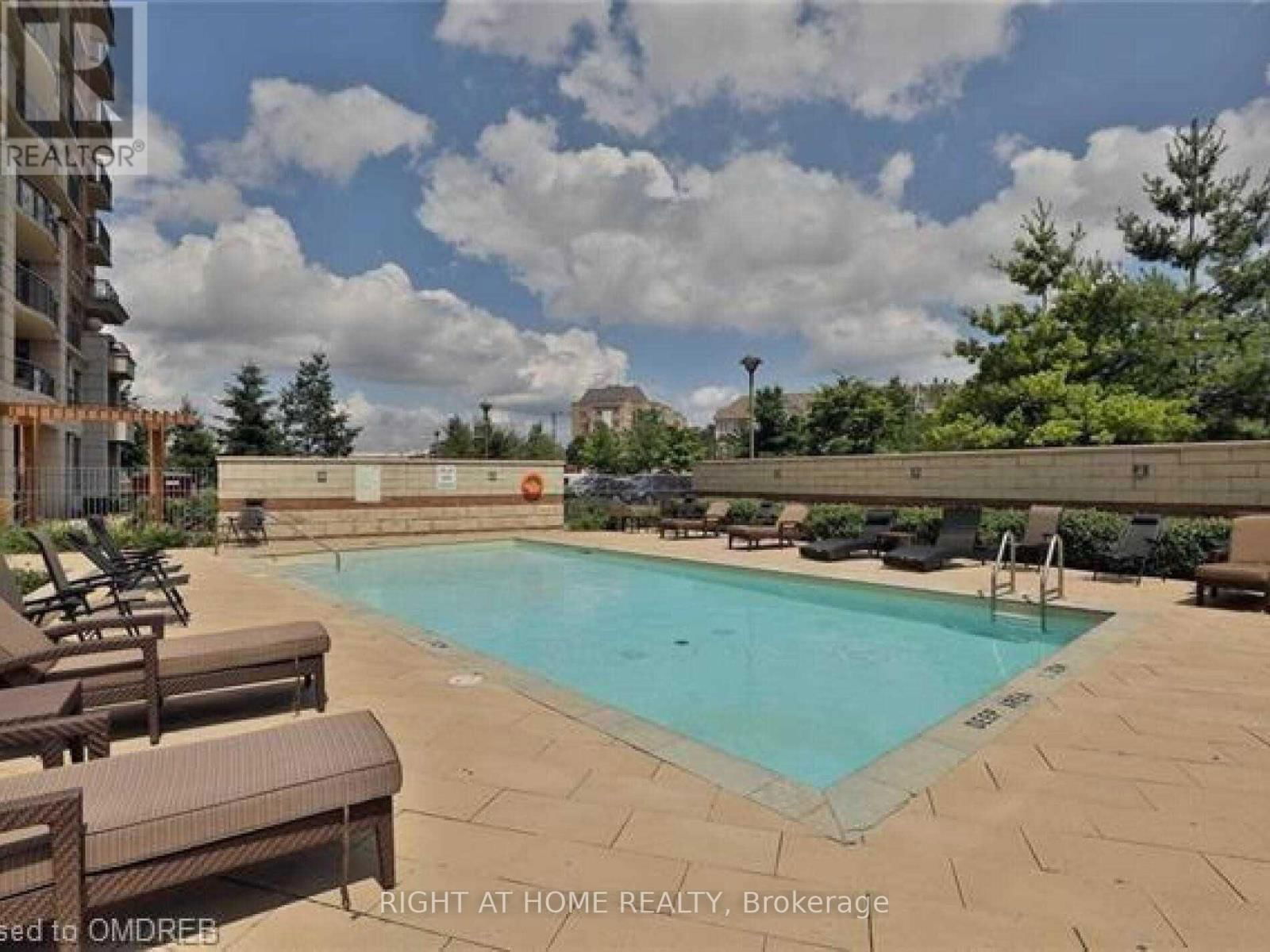 1208 - 2391 CENTRAL PARK DRIVE Image 20