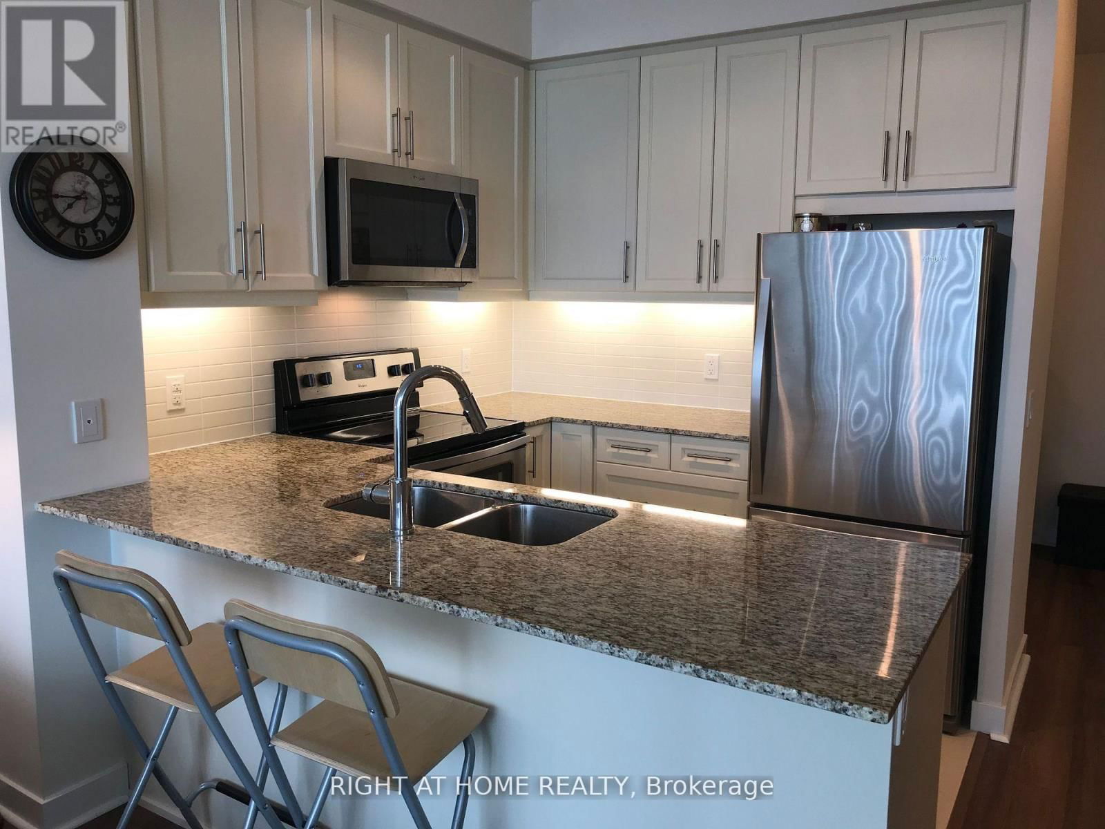3310 - 3975 GRAND PARK DR. DRIVE Image 13