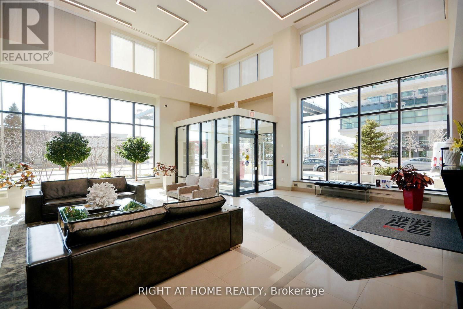 3310 - 3975 GRAND PARK DR. DRIVE Image 2