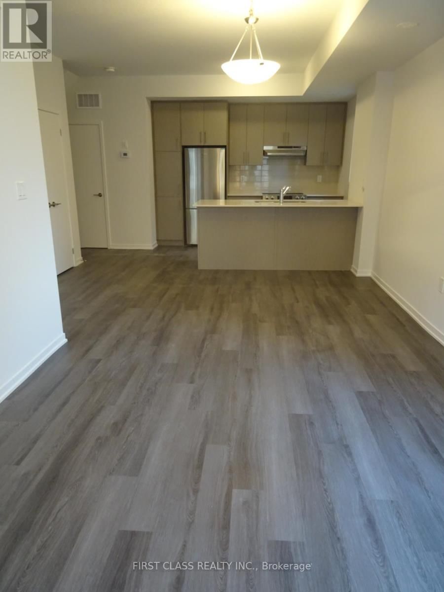 Unit 43 - 15 WILLIAM JACKSON WAY Image 3