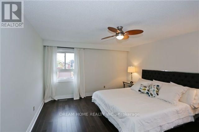 Main - 2425 CARLANNE PLACE Image 18