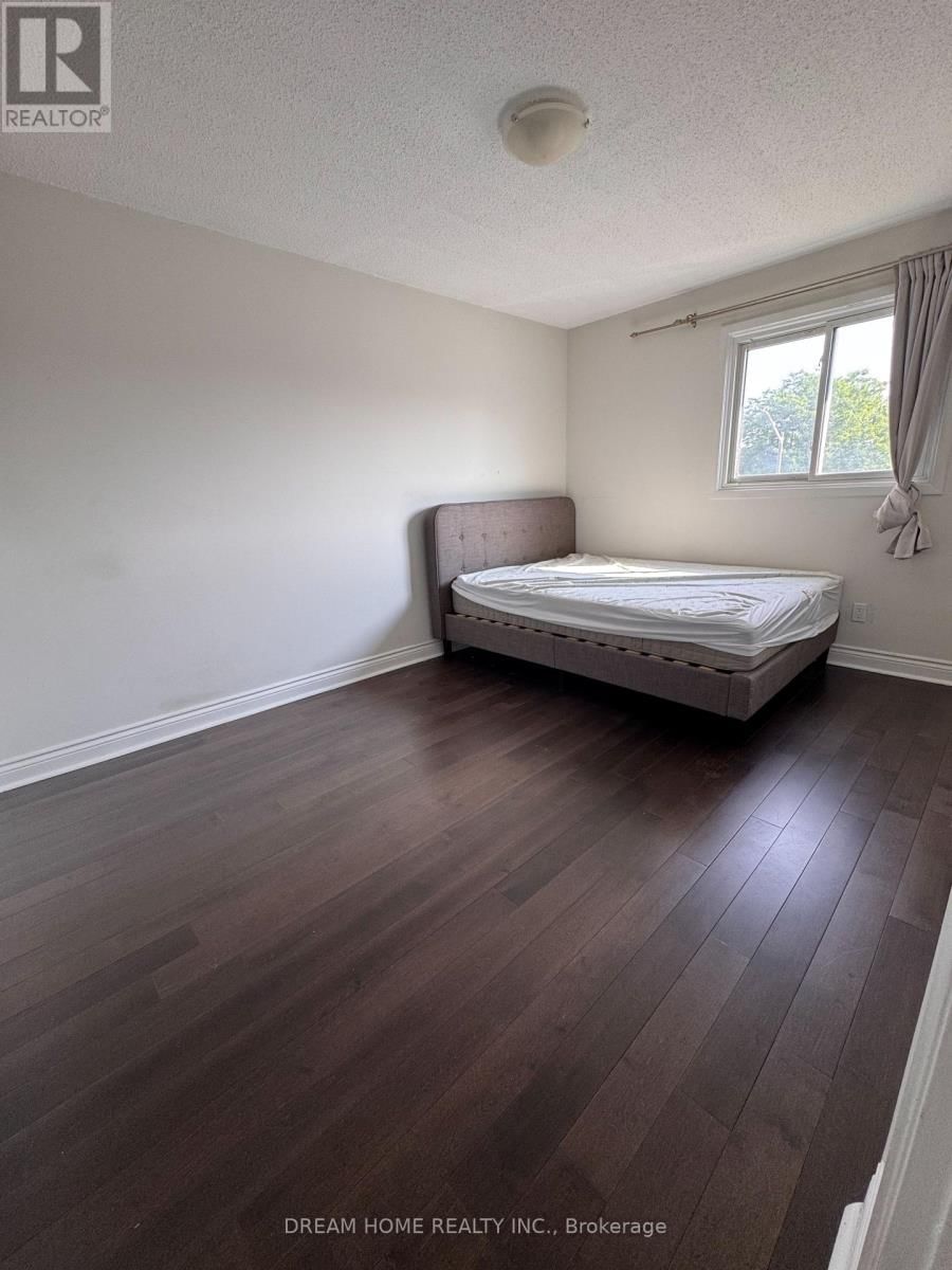 Main - 2425 CARLANNE PLACE Image 21