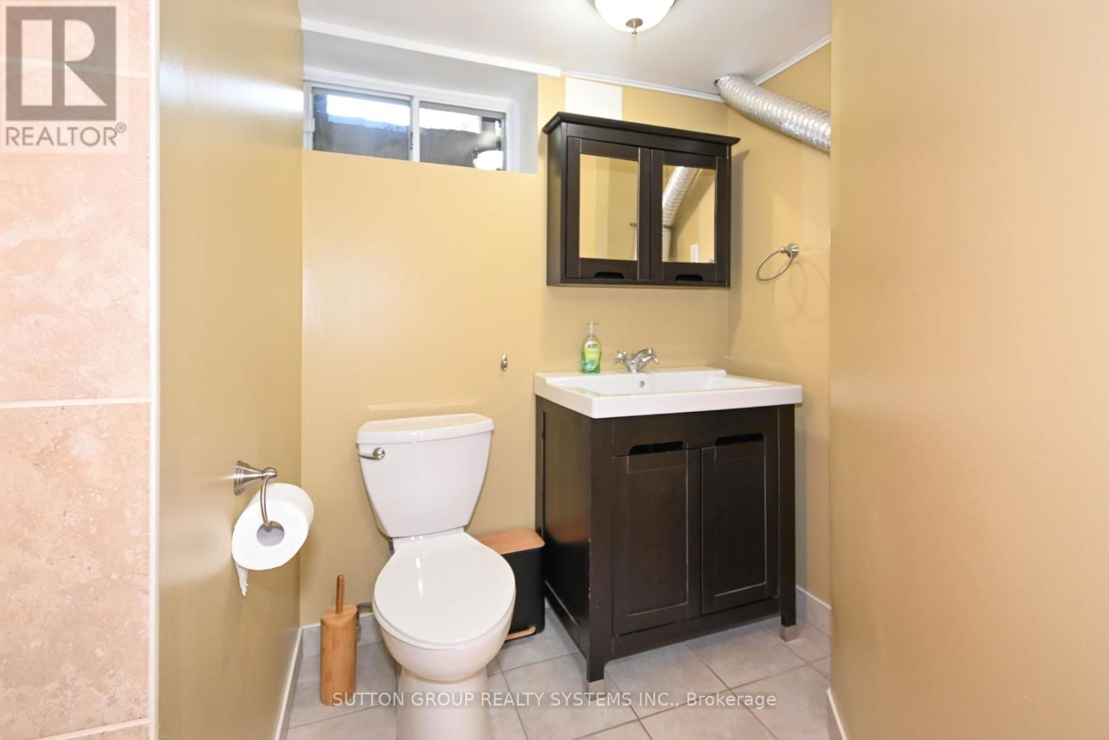 24 RUNNYMEDE ROAD Image 21