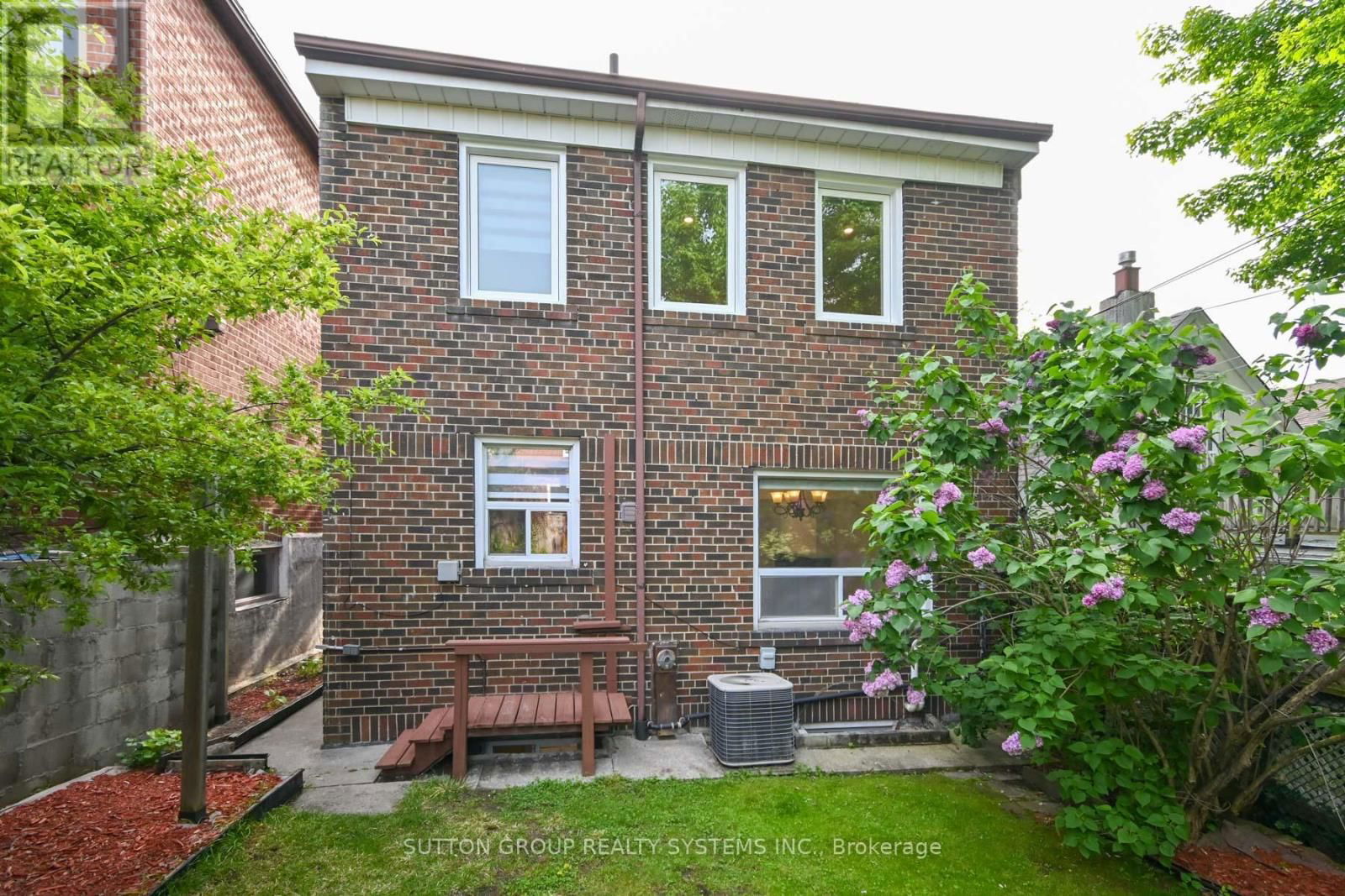 24 RUNNYMEDE ROAD Image 26