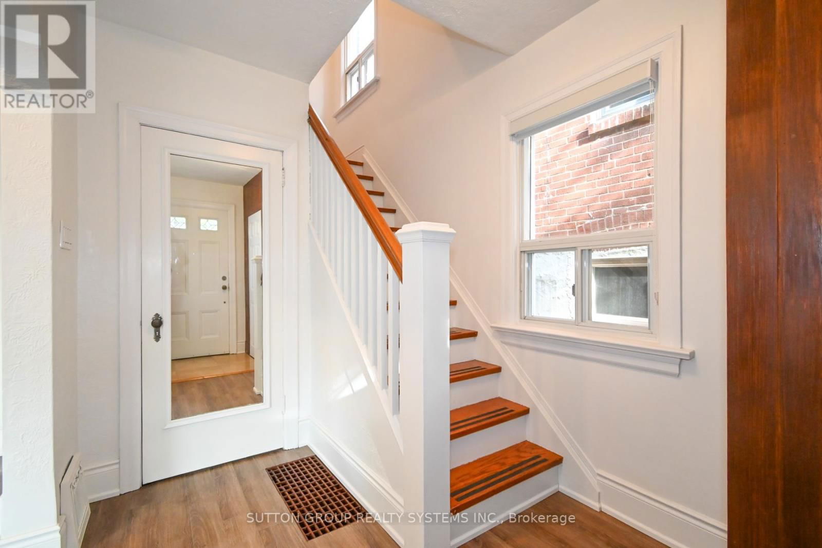 24 RUNNYMEDE ROAD Image 4